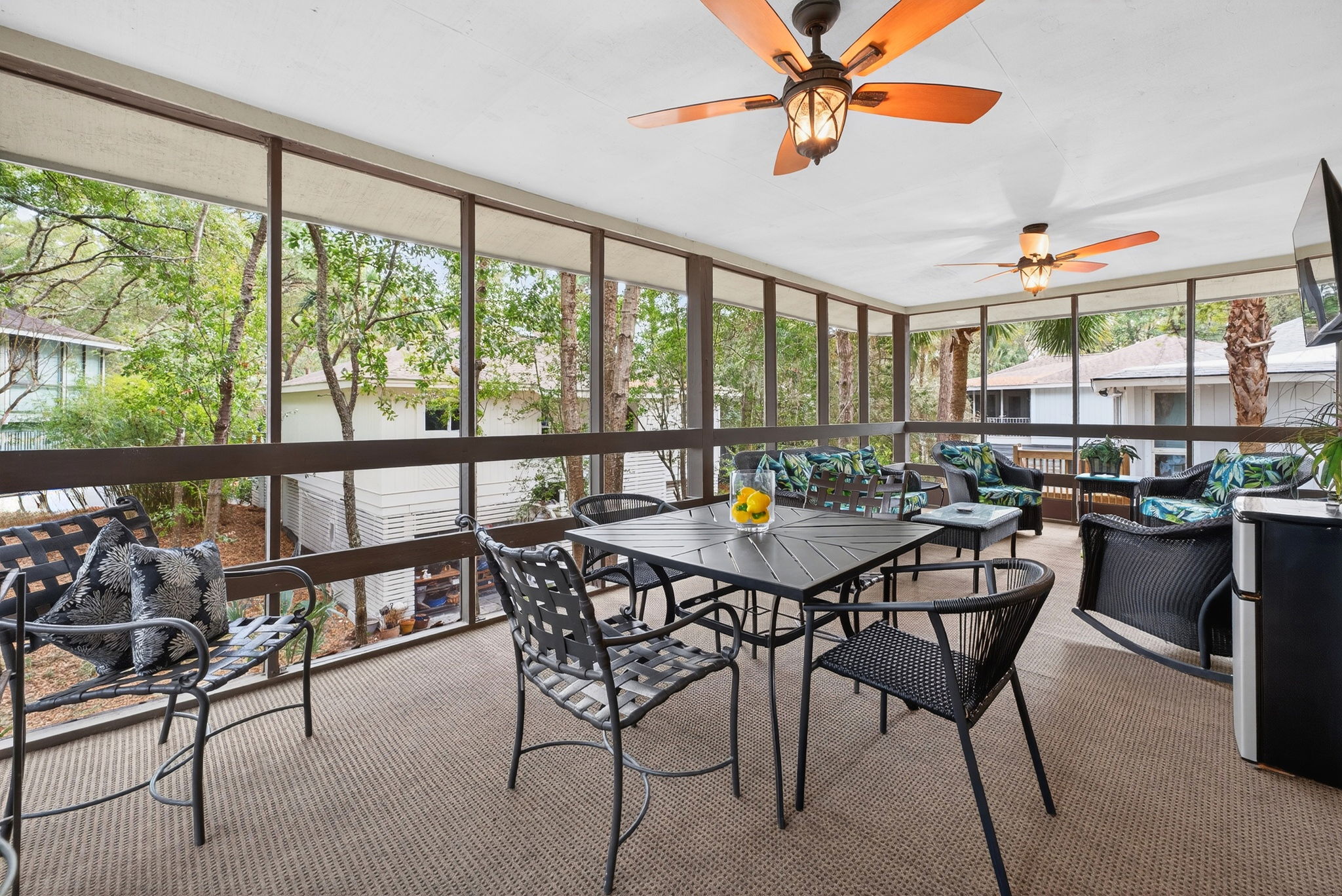 Screened porch | Seaside Cottage | IOP Escapes | 31 Twin Oaks, Isle of Palms, SC