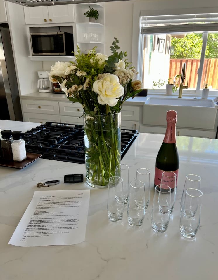 Welcome Bubbles, Casa Villo Style 