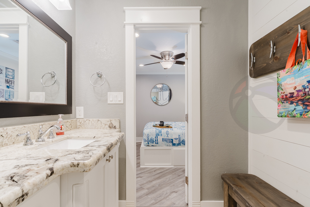 Counter space, hooks for hanging towels & swimsuits