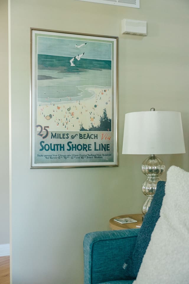 The house is decorated with lots of local art, and many unique South Shore Line prints.
 https://www.southshorecva.com/plan-your-visit/about-the-area/south-shore-posters/
