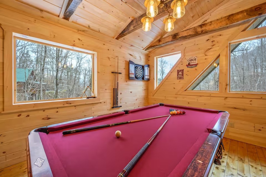 Bear Paws Cabin