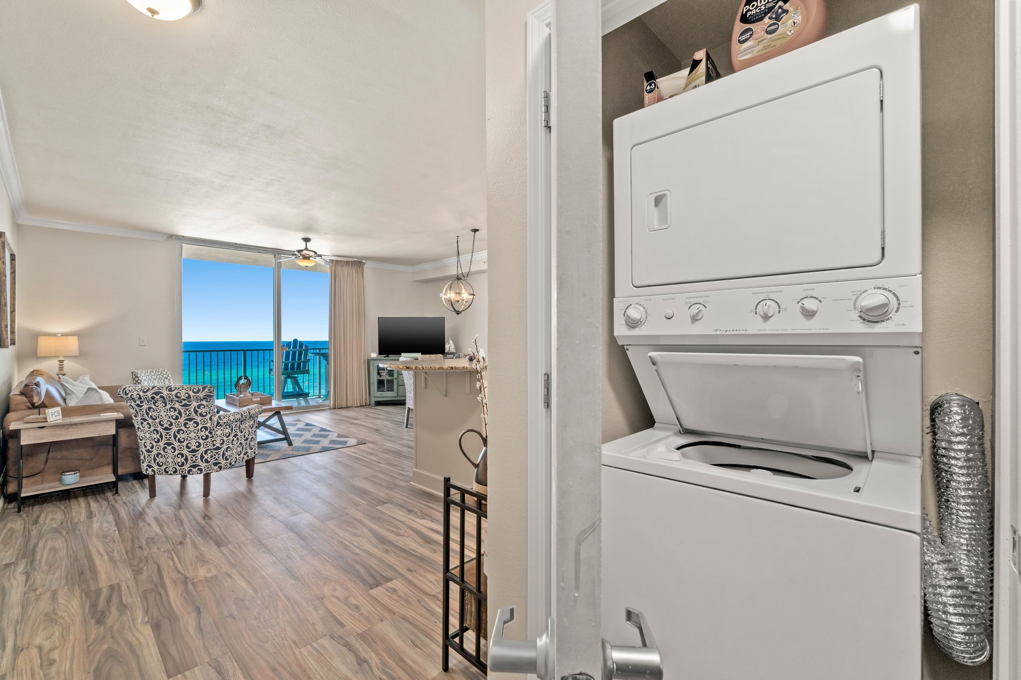 Washer / Dryer in the condo