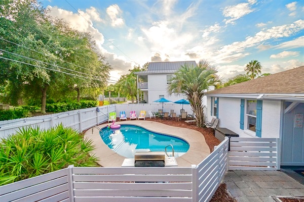 Private Pool, Fenced and in Front yard. Pool Heat Available