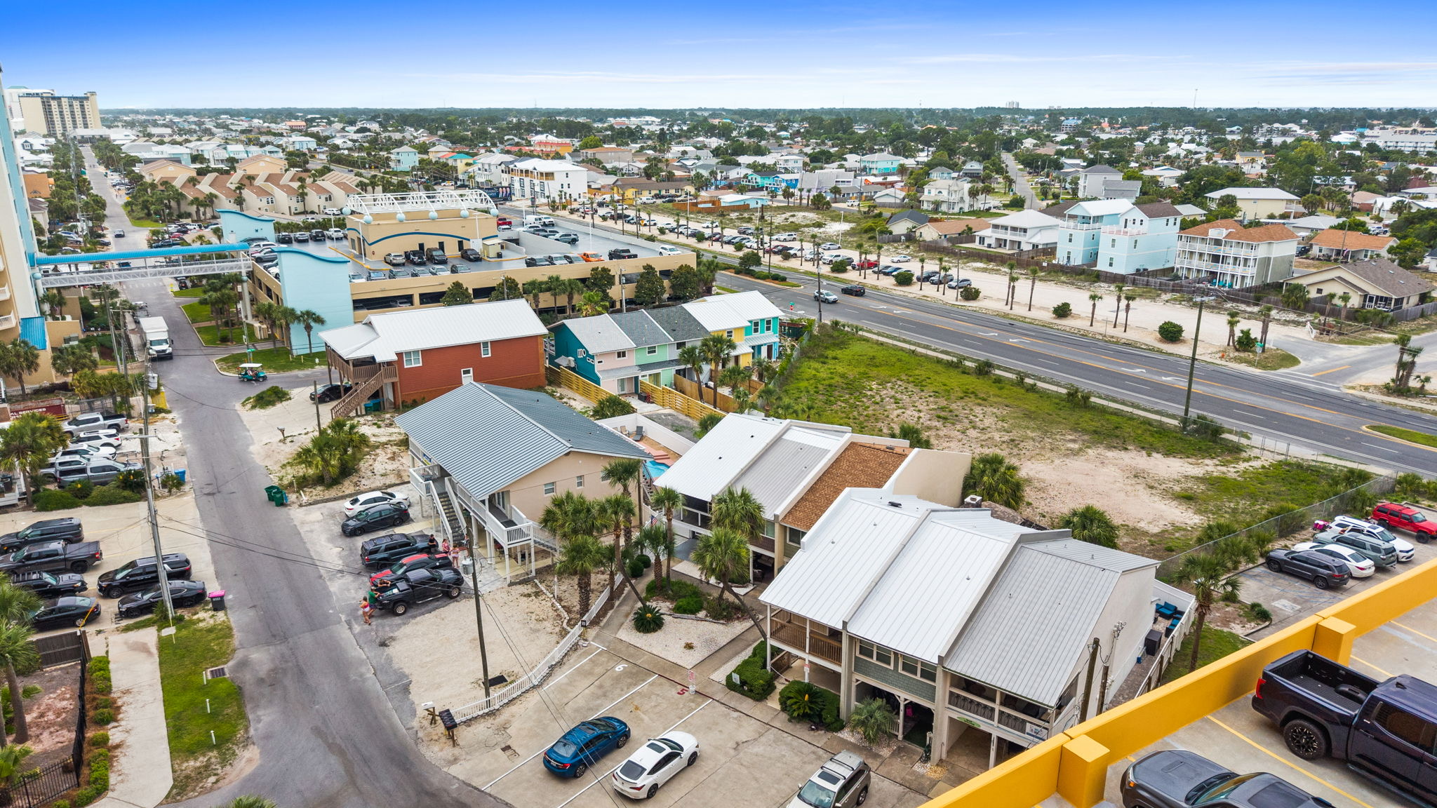Thomas Drive