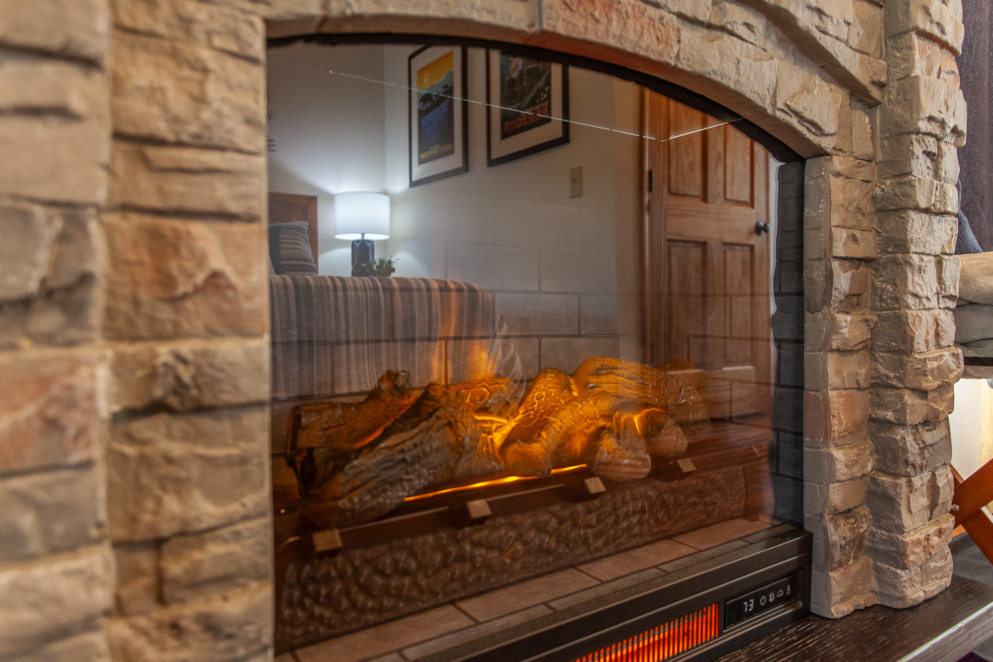 Electric fireplace