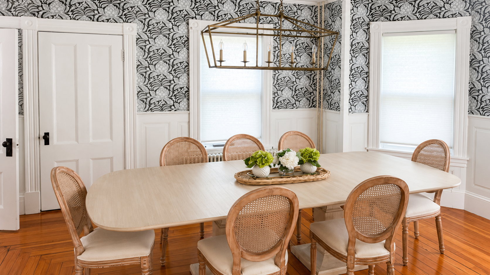 Dining room 1