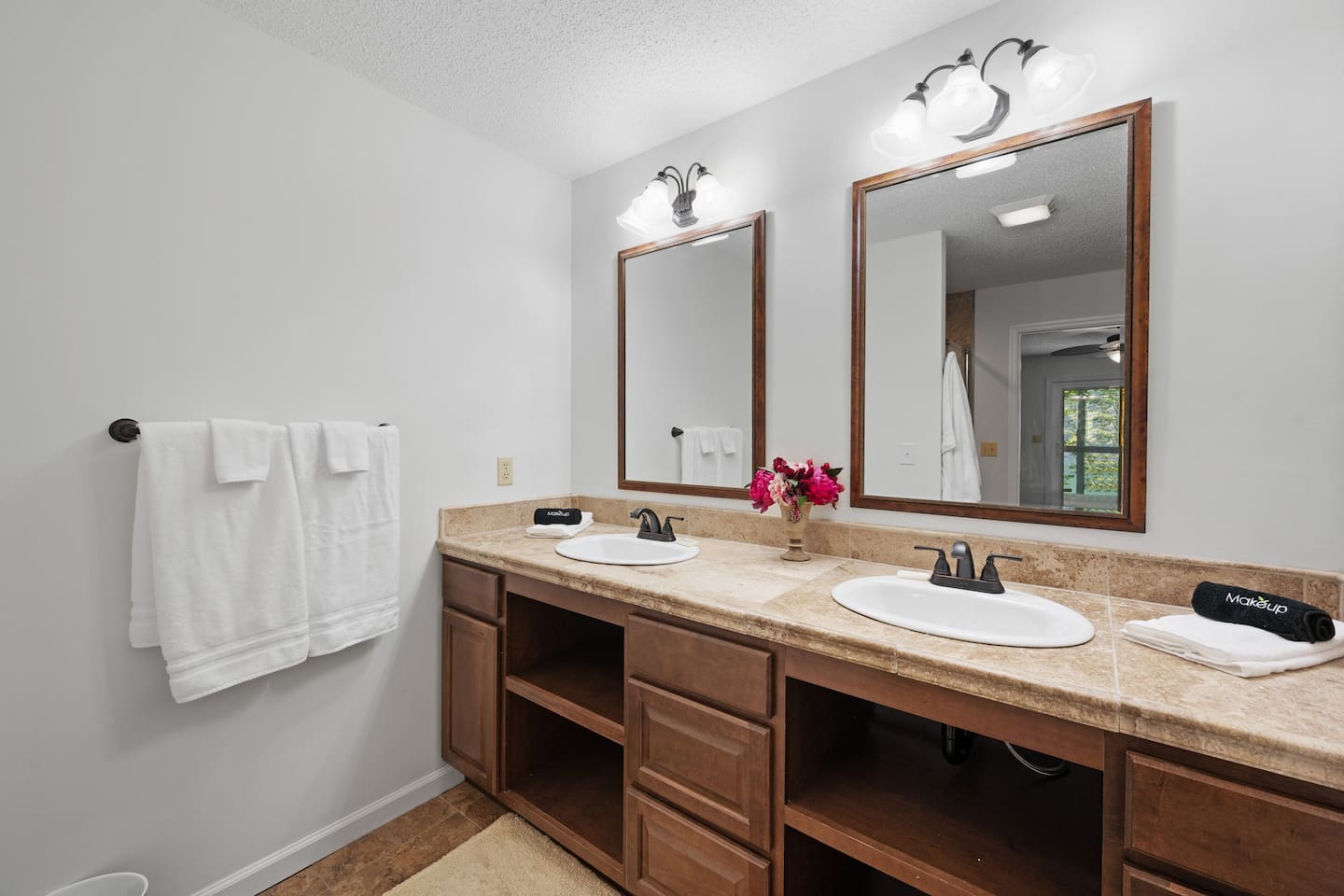 Ensuite Master Bath