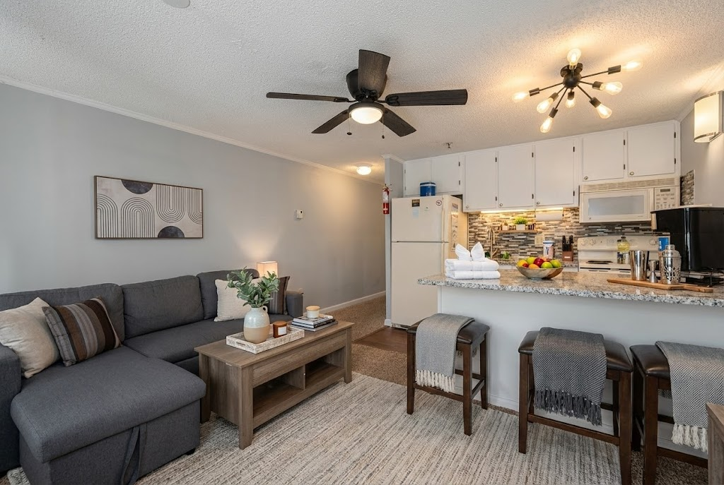 Cook up a feast in this fully upgraded kitchen with everything you need!