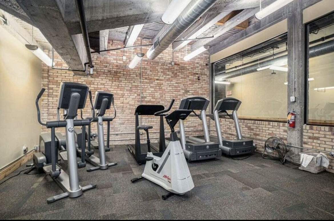 Stay active during your getaway with access to the community workout space. Enjoy a variety of fitness equipment including treadmills, ellipticals, exercise bikes, weight lifting machines, and more!