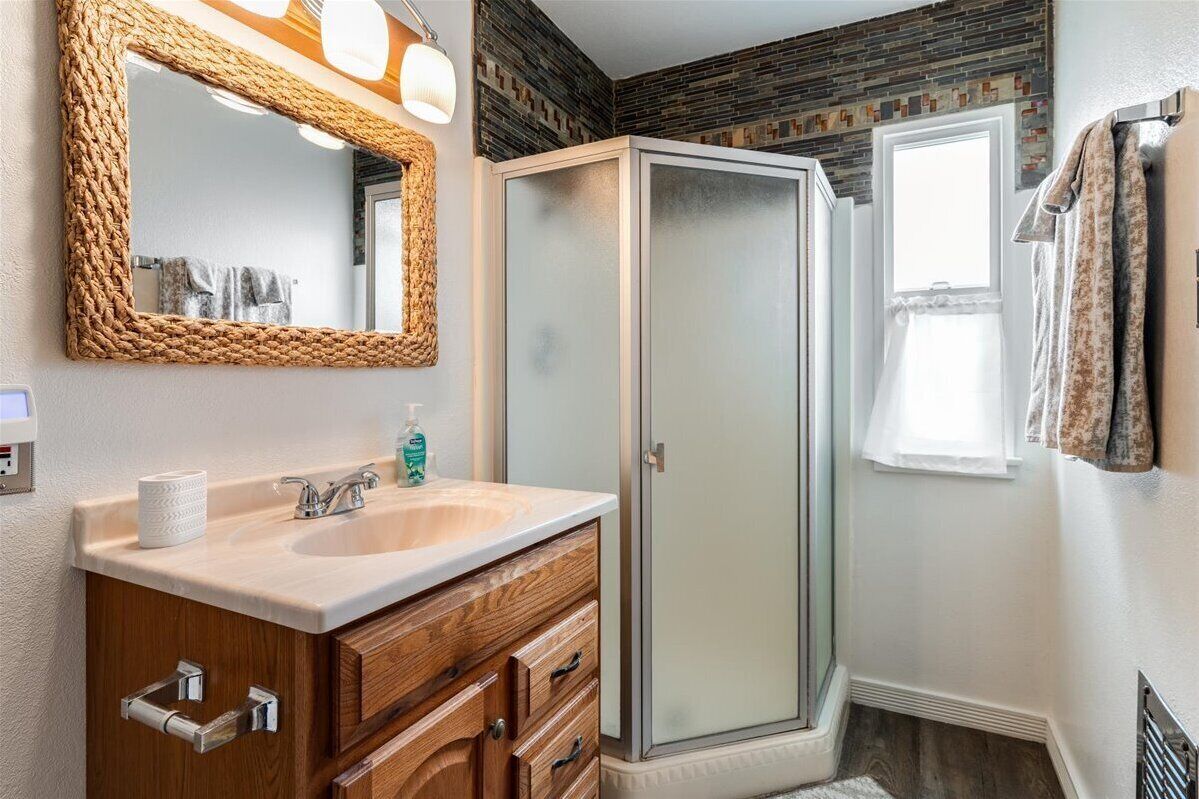 Upstairs - primary en suite bathroom (shower)