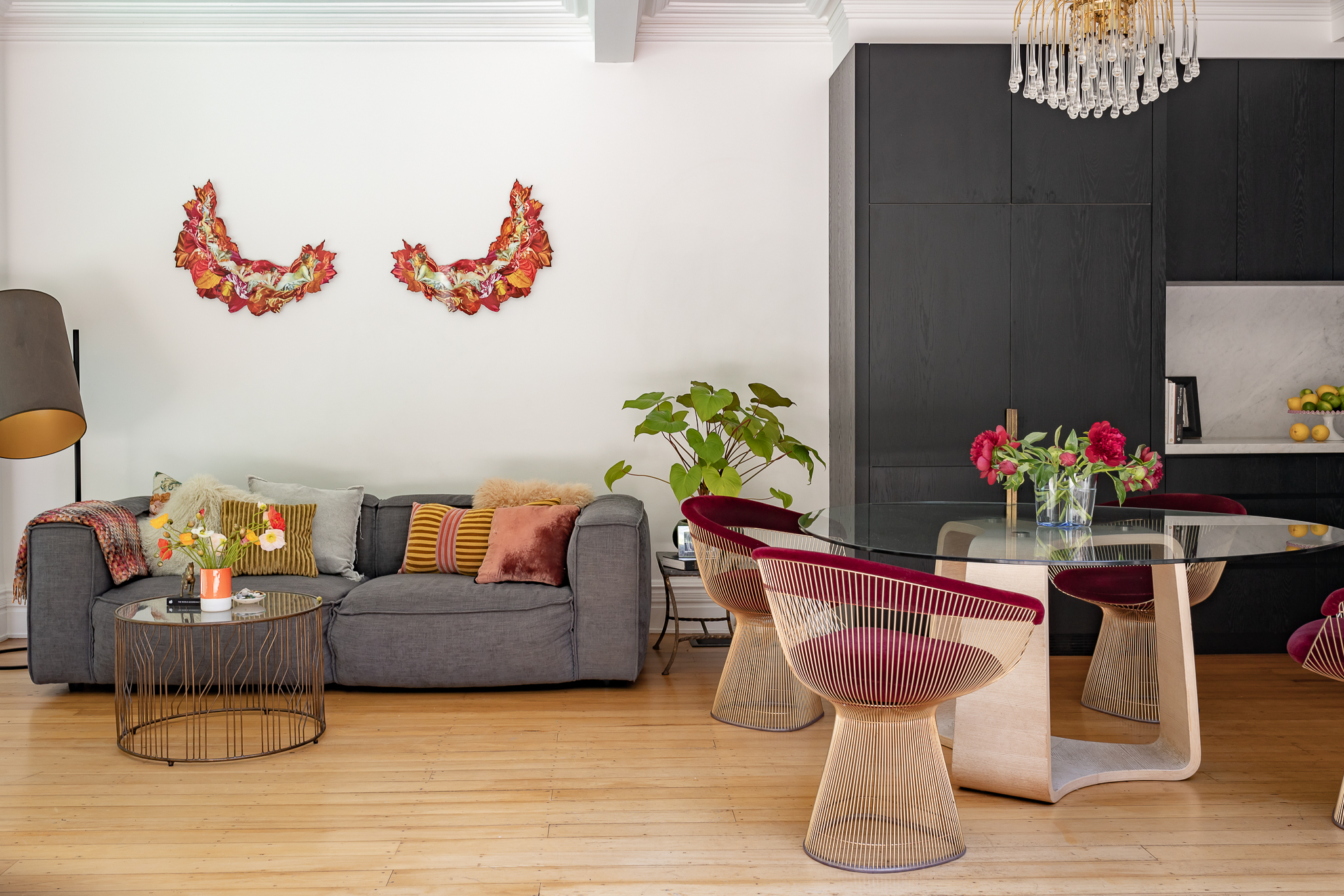 seamless dining living