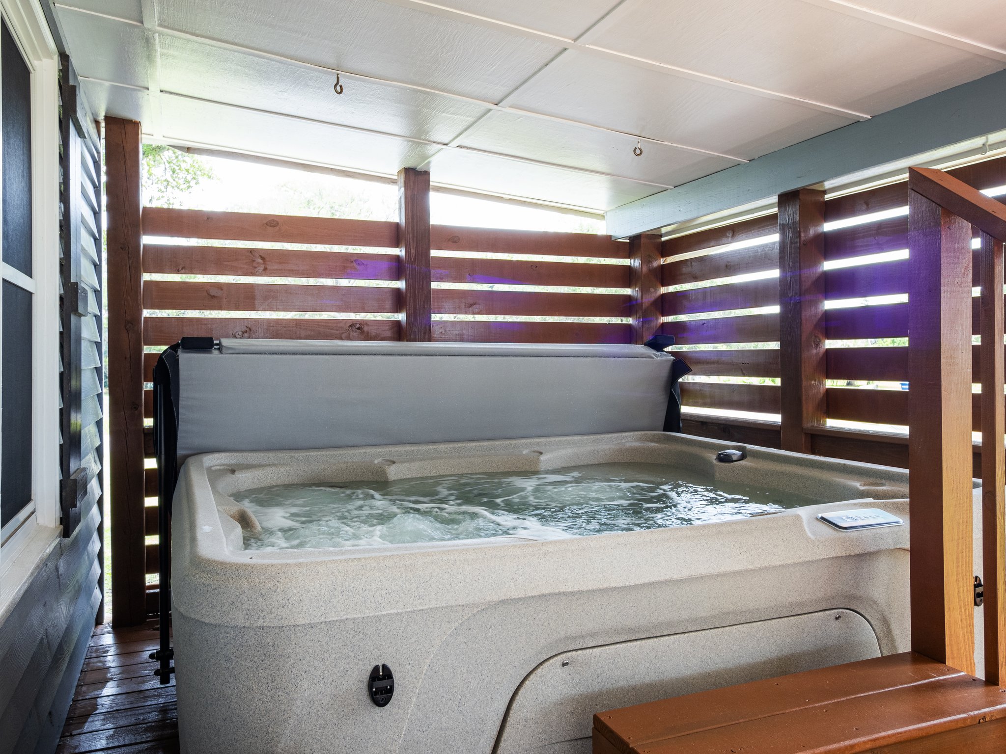 Private hot tub