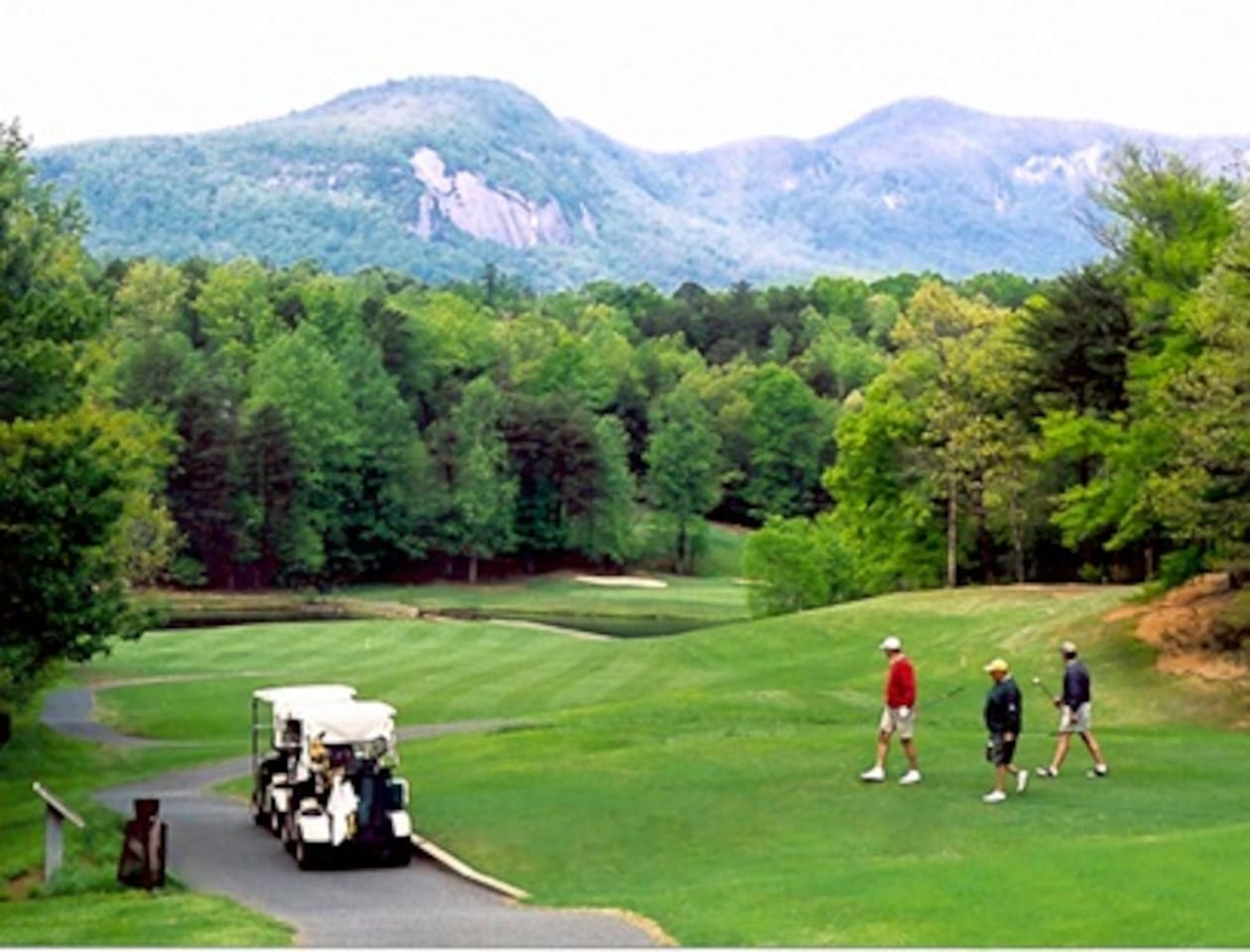 Nearby golf courses open until the end of December