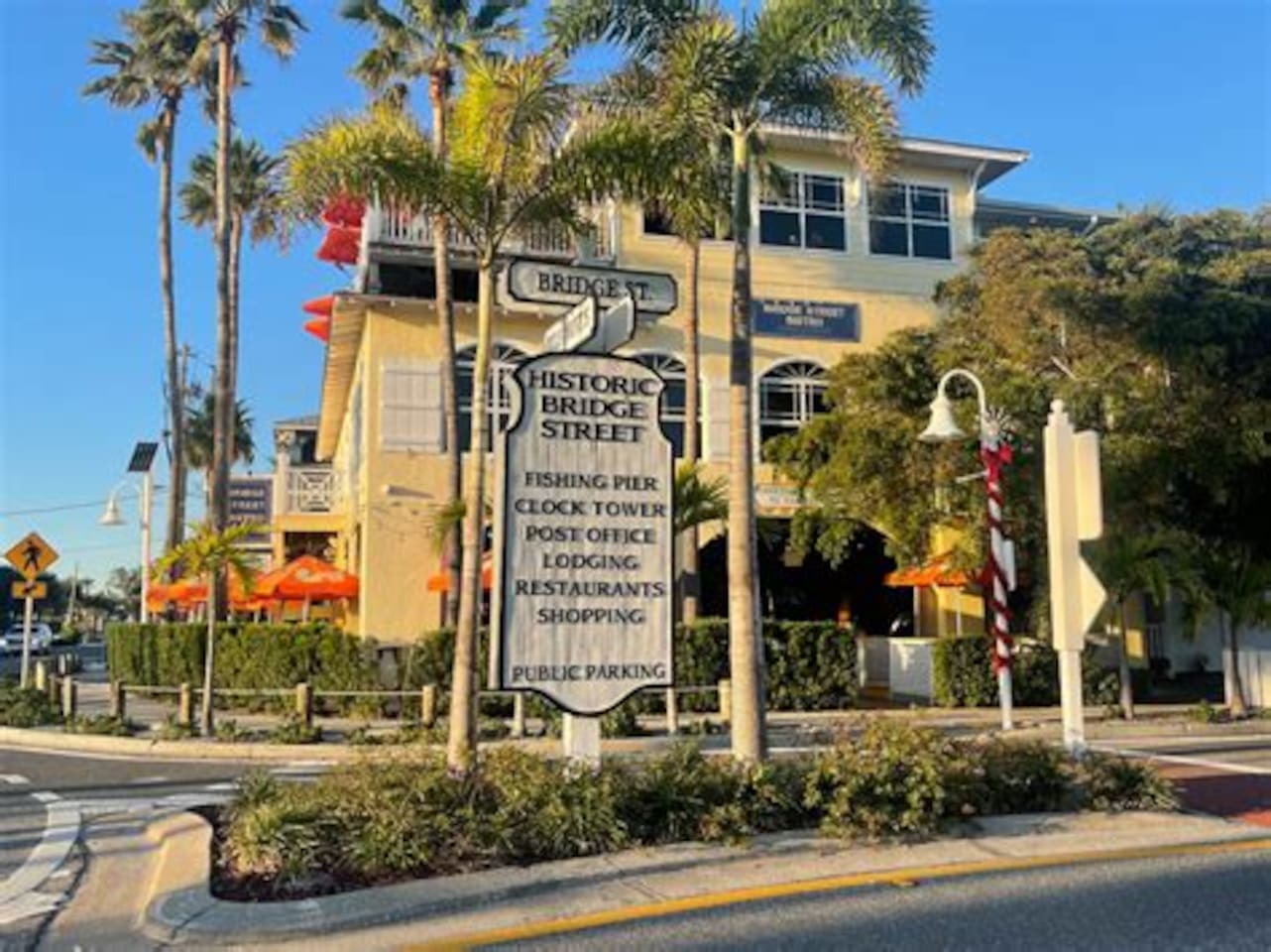 Shopping and dining await! Hop on the free trolley (right across from our home) and head to Historic Bridge Street, where you can browse charming shops, enjoy delicious local bites, and soak up the laid-back island atmosphere.
