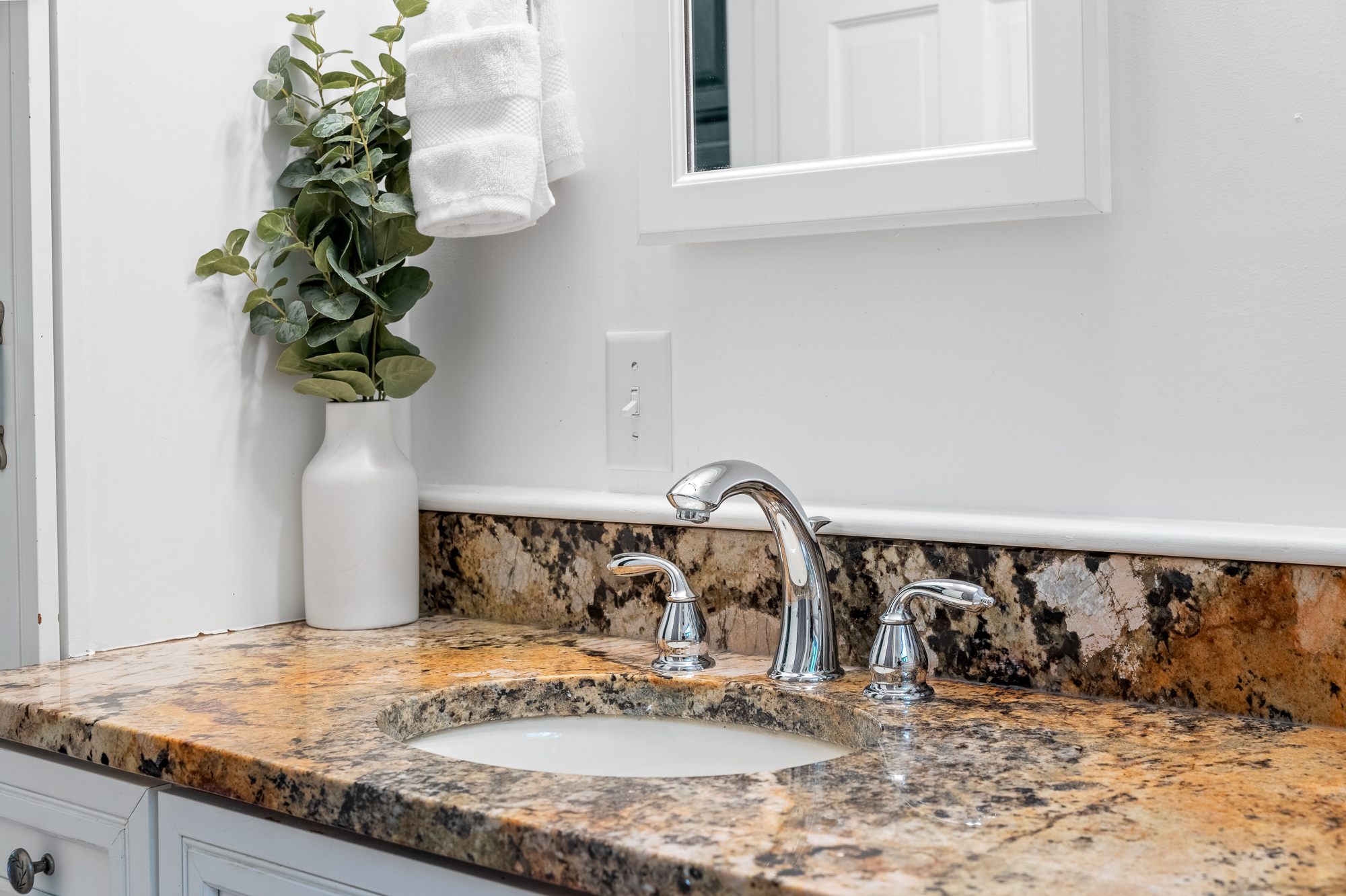 1st floor bath