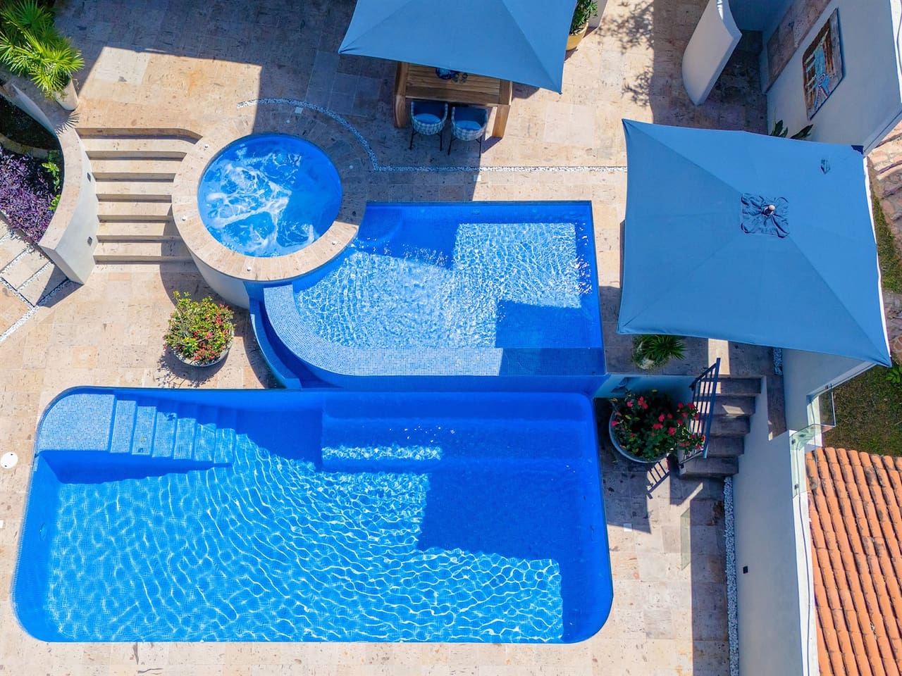 Villa Primrose Pools