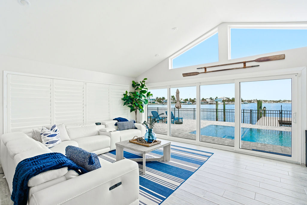 Relax in the bright and breezy Harbor Lounge, where stunning waterfront views set the tone for true island living.