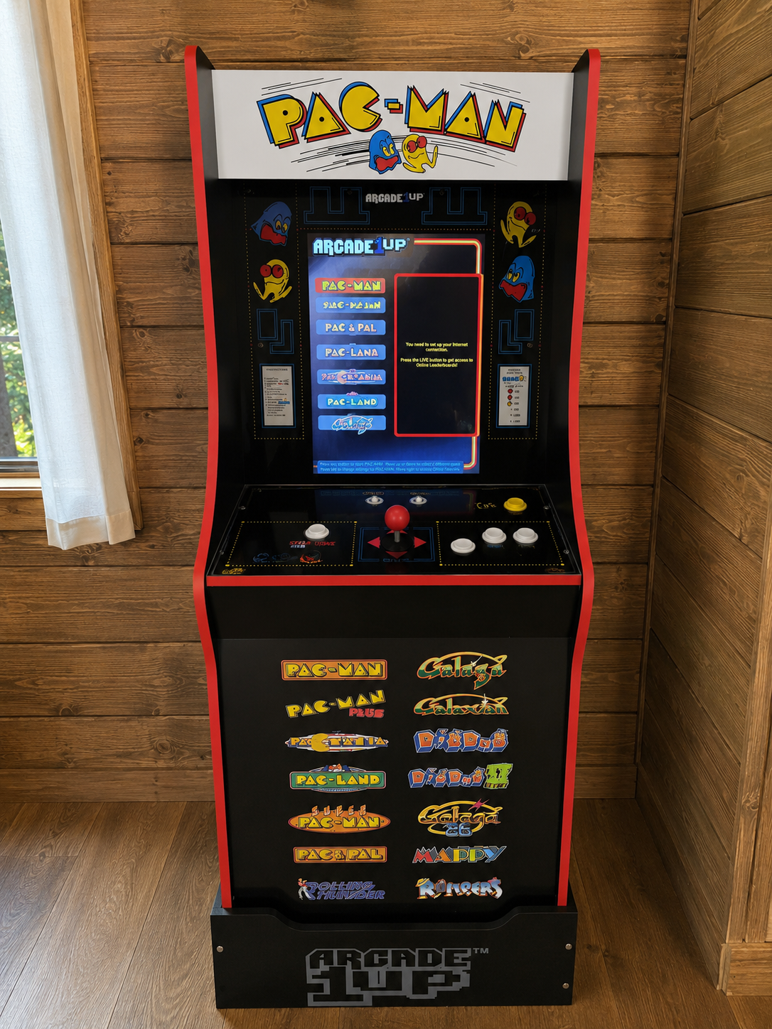     Retro arcade fun for the whole family!