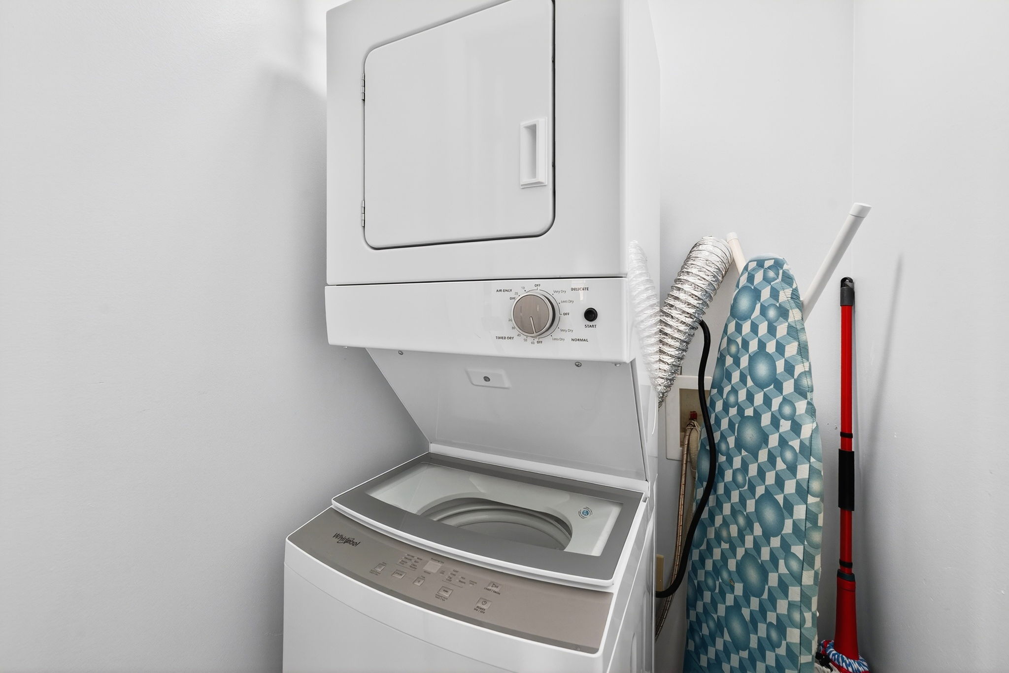 Laundry | Crescent Moon, 301 Oceanview | Isle of Palms, SC | IOP Escapes Vacation Rentals