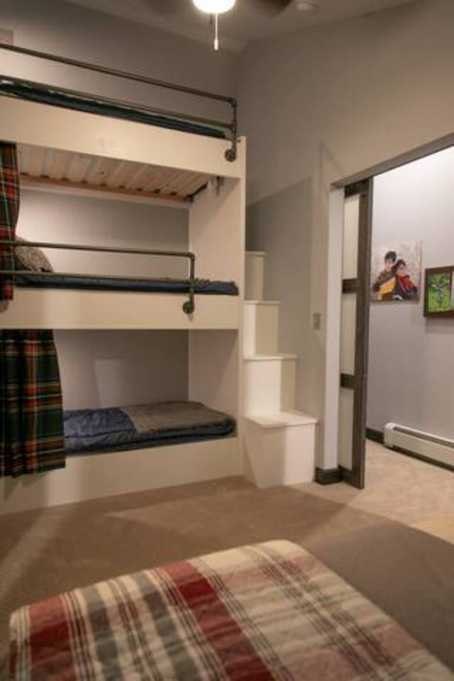 Second bedrooom - 3 bunks + full bed