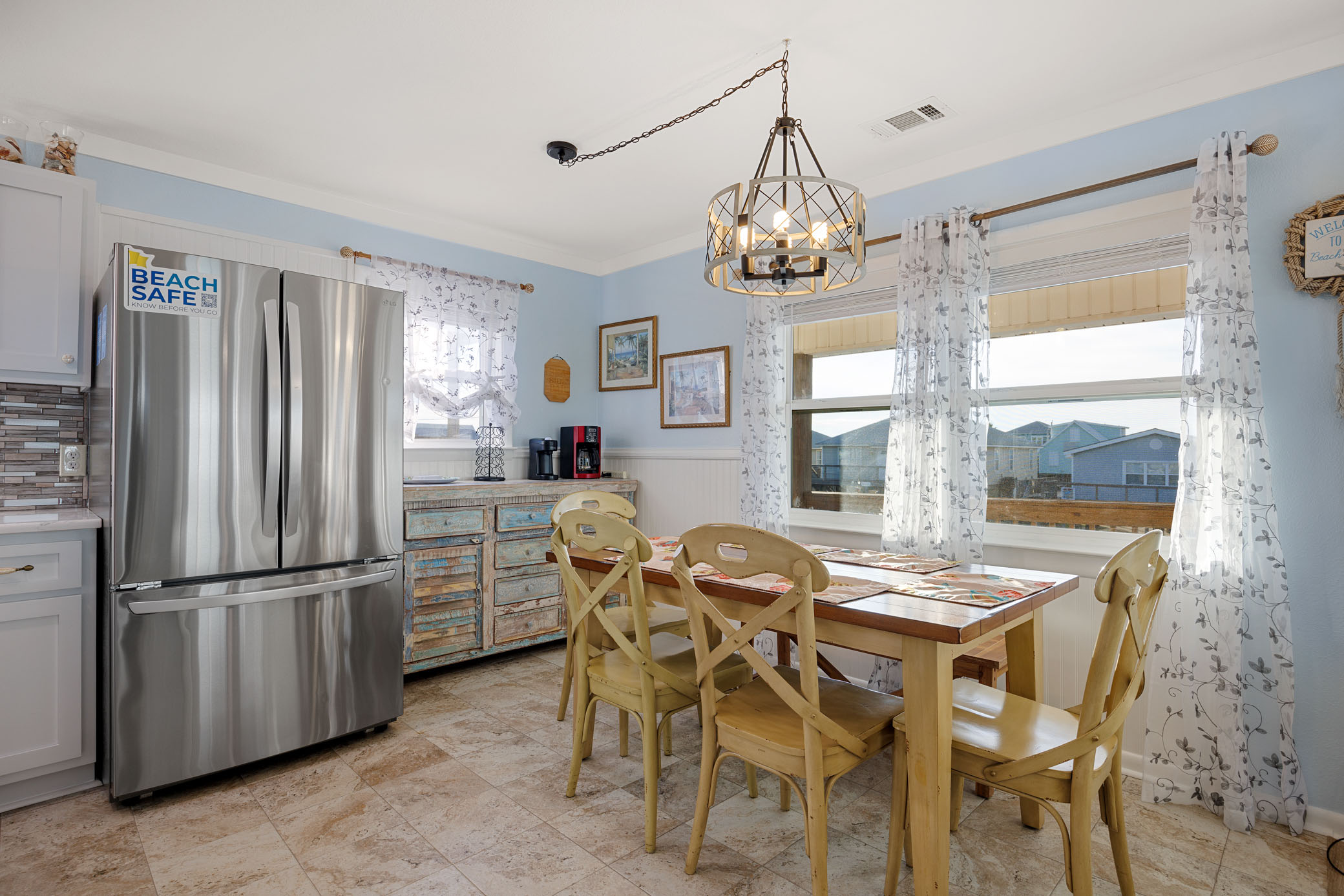 Maw-maws dining area