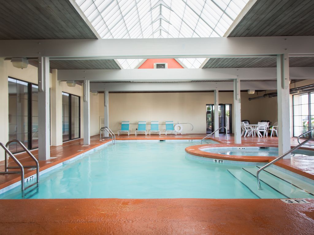 indoor pool and hot tub