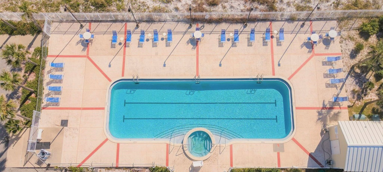 Sans Souci Pool & Hot Tub