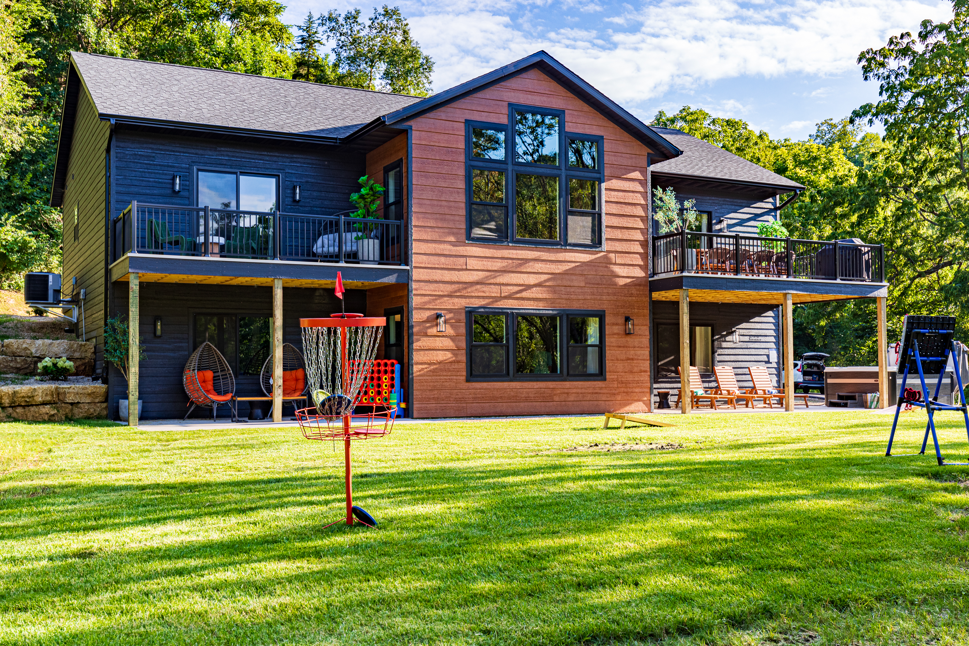 Casa de Galena — 6 ensuite bedrooms, curated design, and endless amenities.