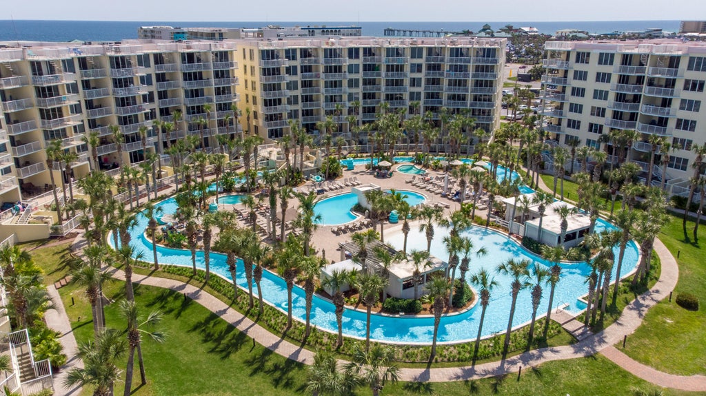 Destin Lazy River Fun Beach