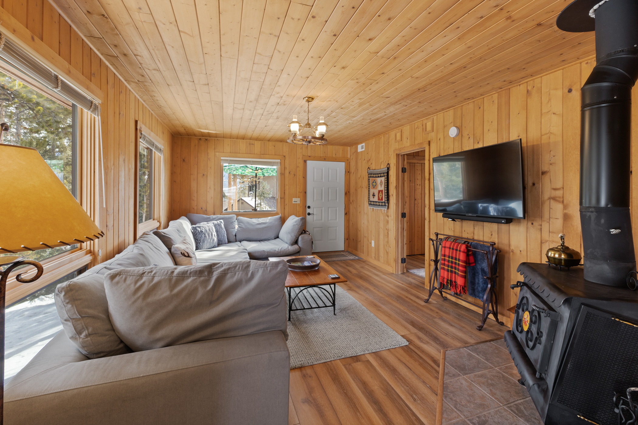 Living Room | Large Couch