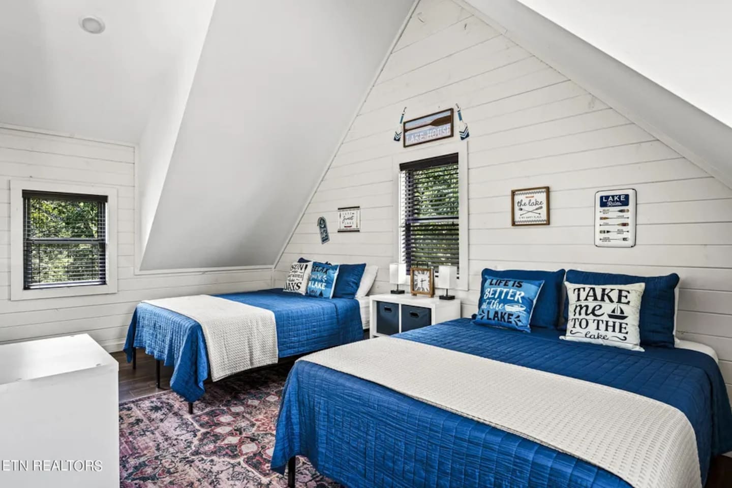 Extra sleeping space in the loft