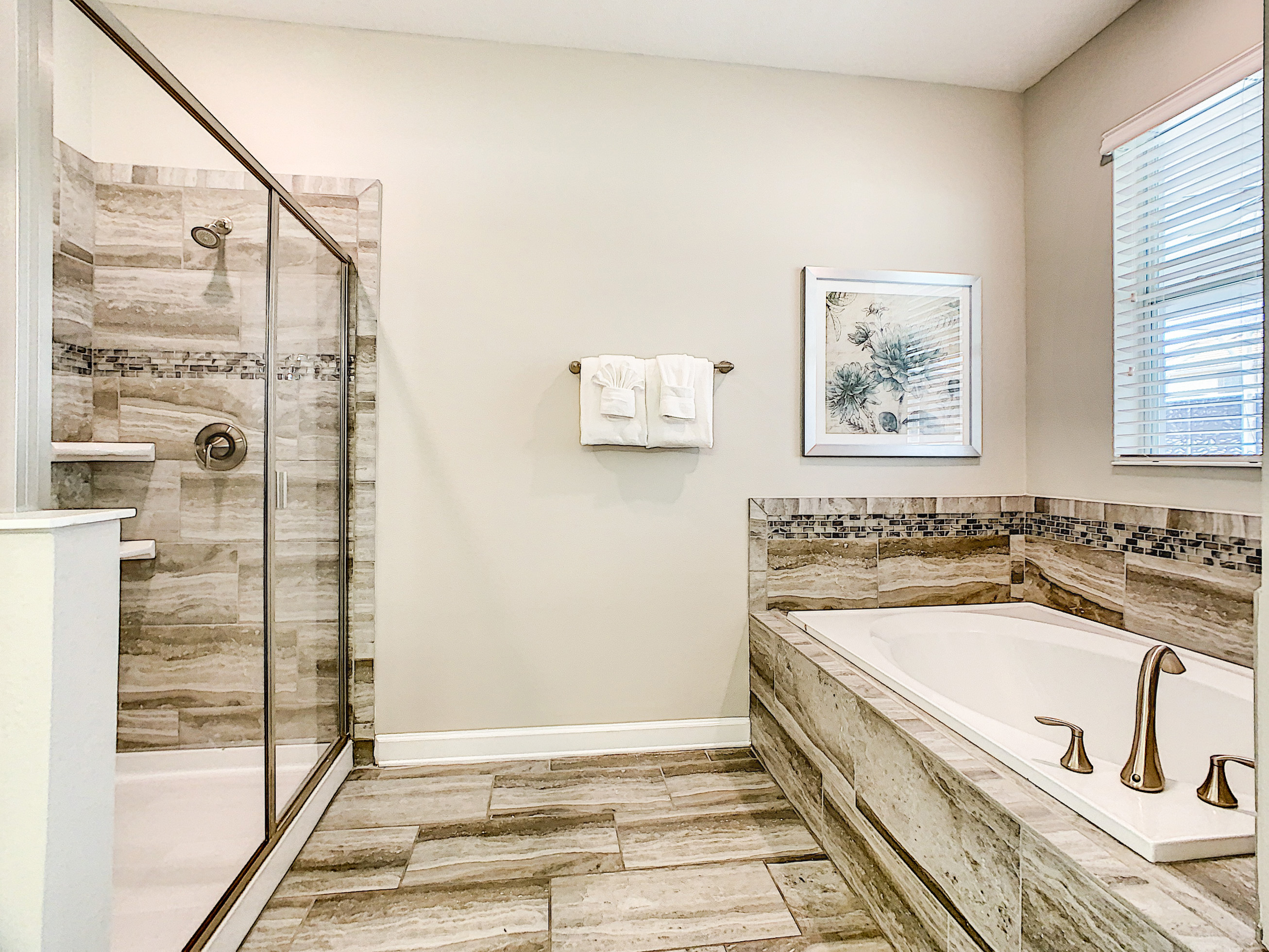 Bath Tub And Shower