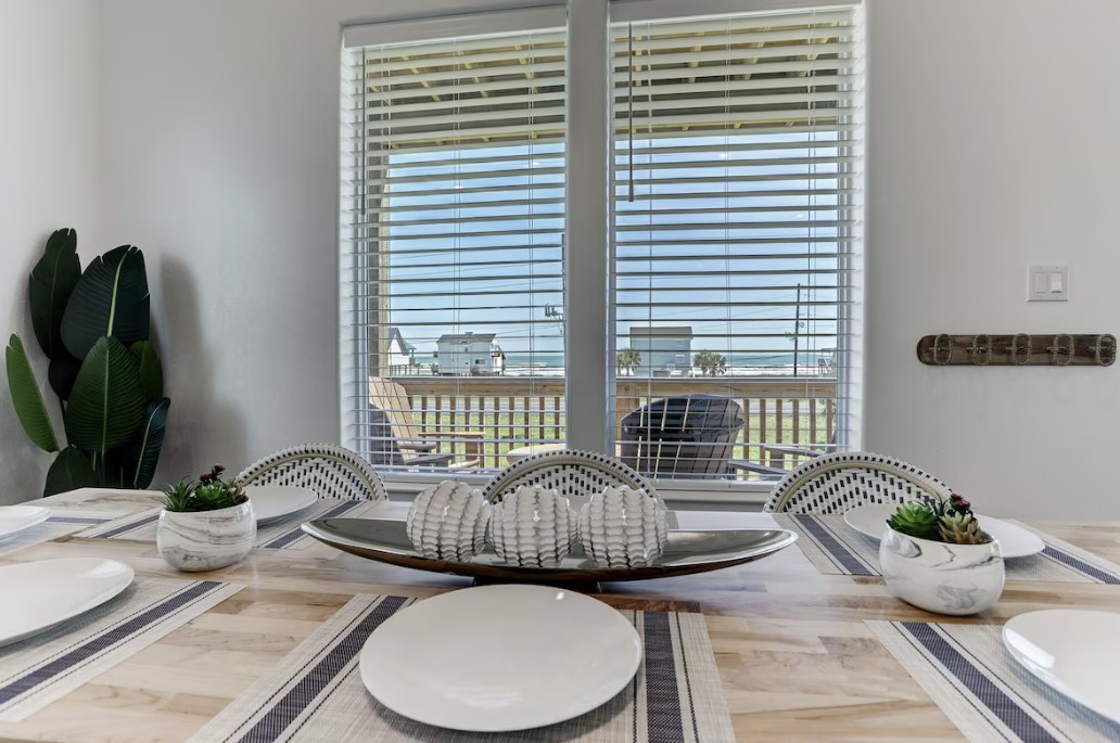 dbd50af883d84f9f8395020a91fb5668 | Beachhouse | Texas | TX | Vacation Homes | Galveston | Crystal Beach | Kokomo | Breezy Days | Beachfront Elegance | Sunrise Serenity | Southern Sands Property Management, LLC