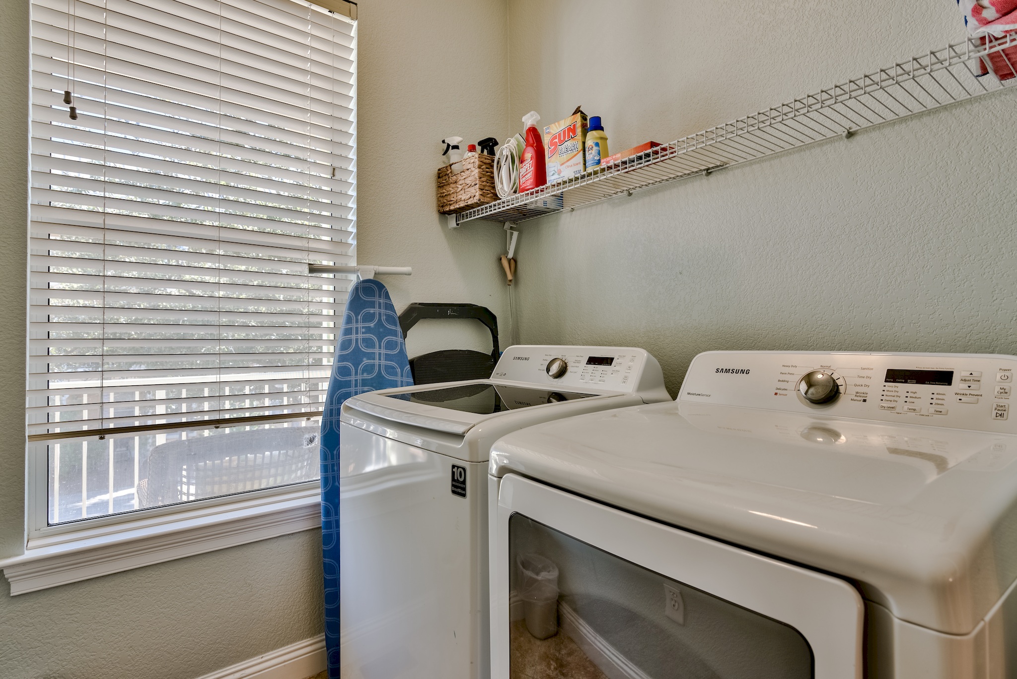 Laundry Room (Washer and Dryer)