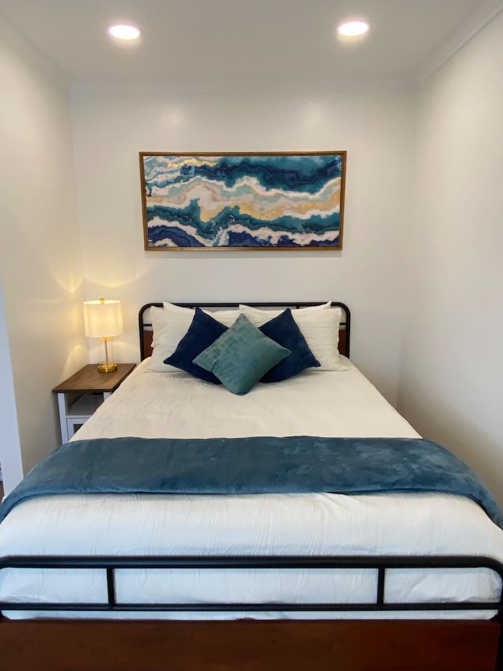 Queen Bed