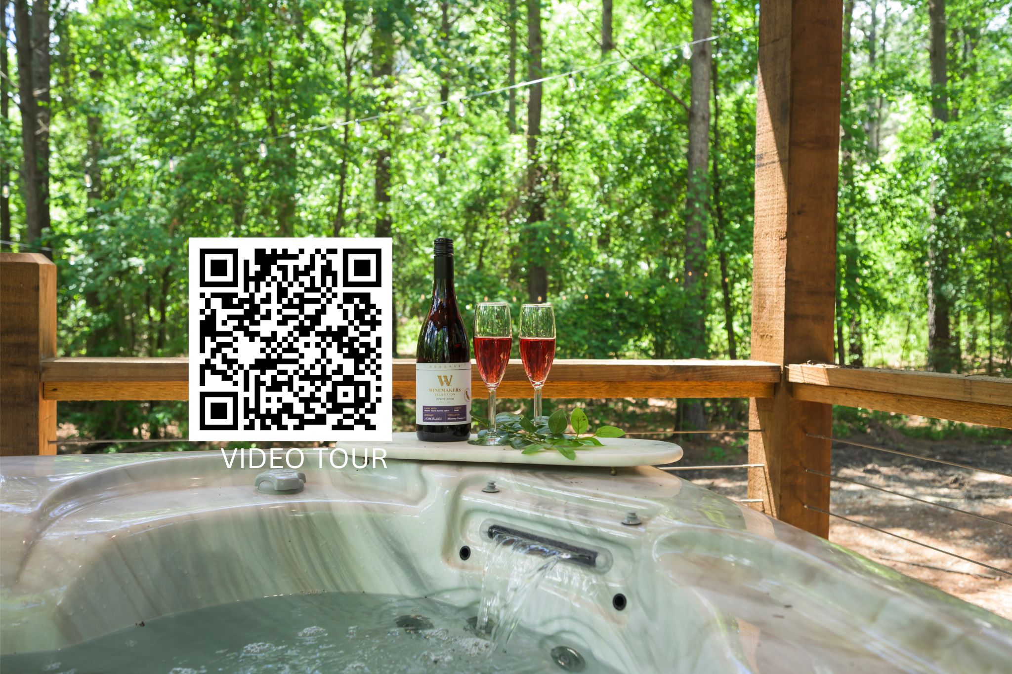 The perfect way to end your day — bubbles beneath the stars.