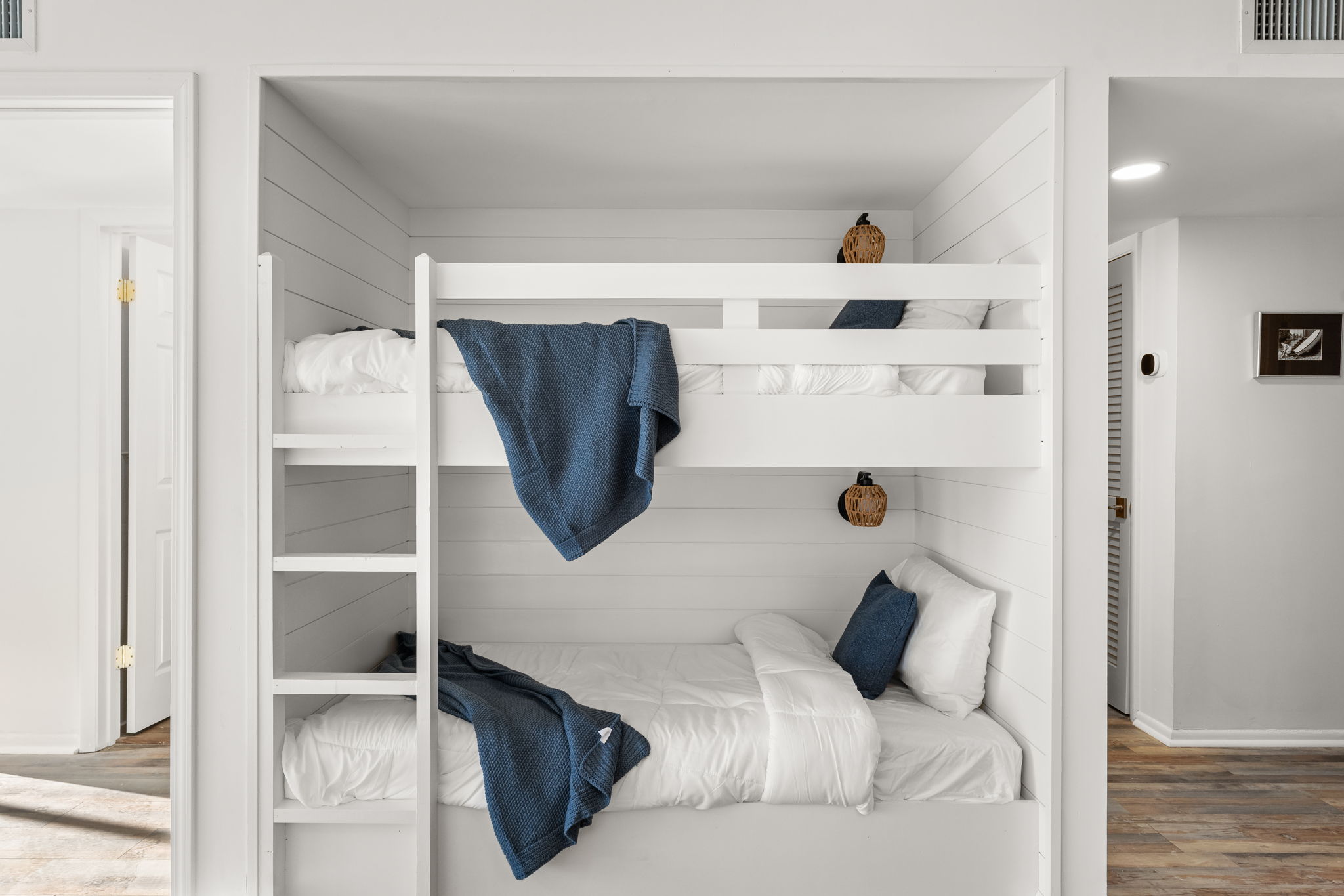 The built in bunks have memory foam mattresses and the same high count luxury linen as the two bedrooms