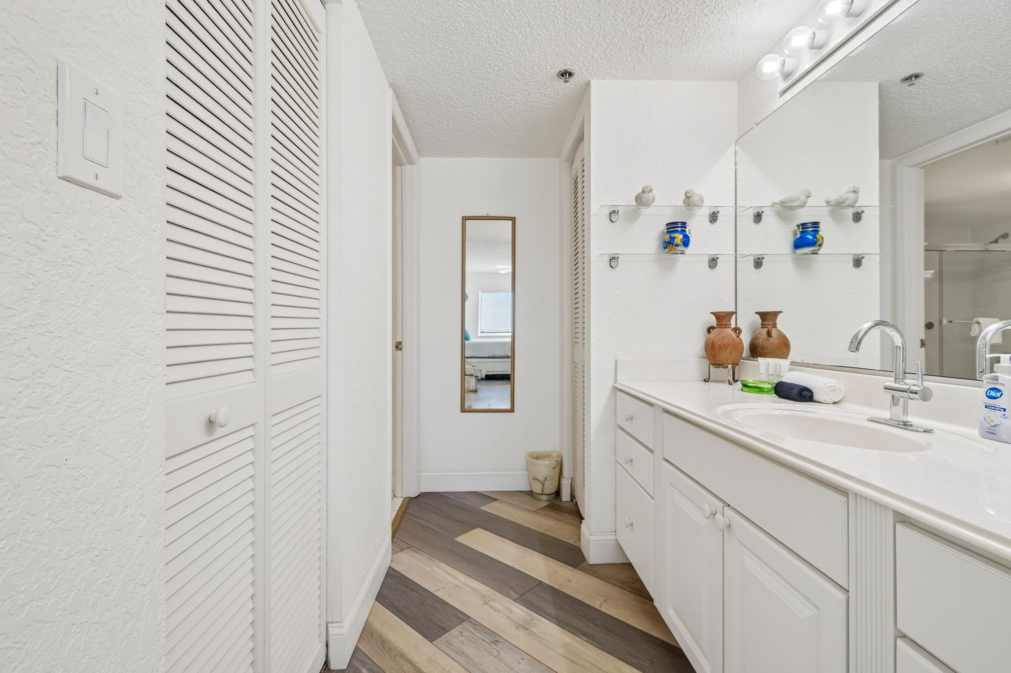 Ensuite