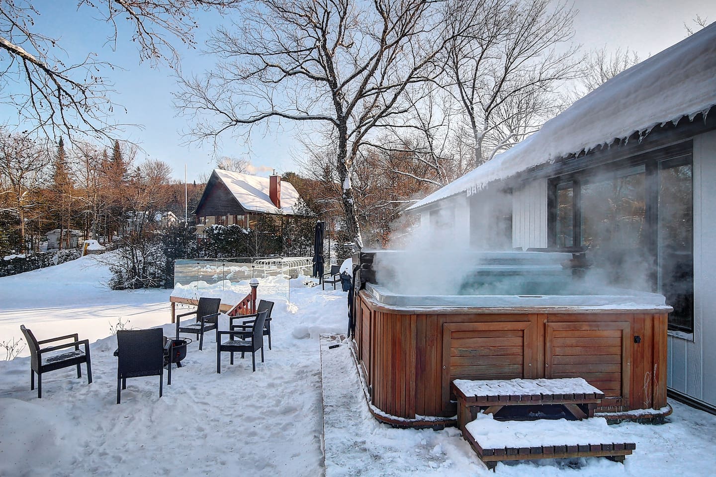  Enjoy warm bubbling comfort whenever you need relaxation