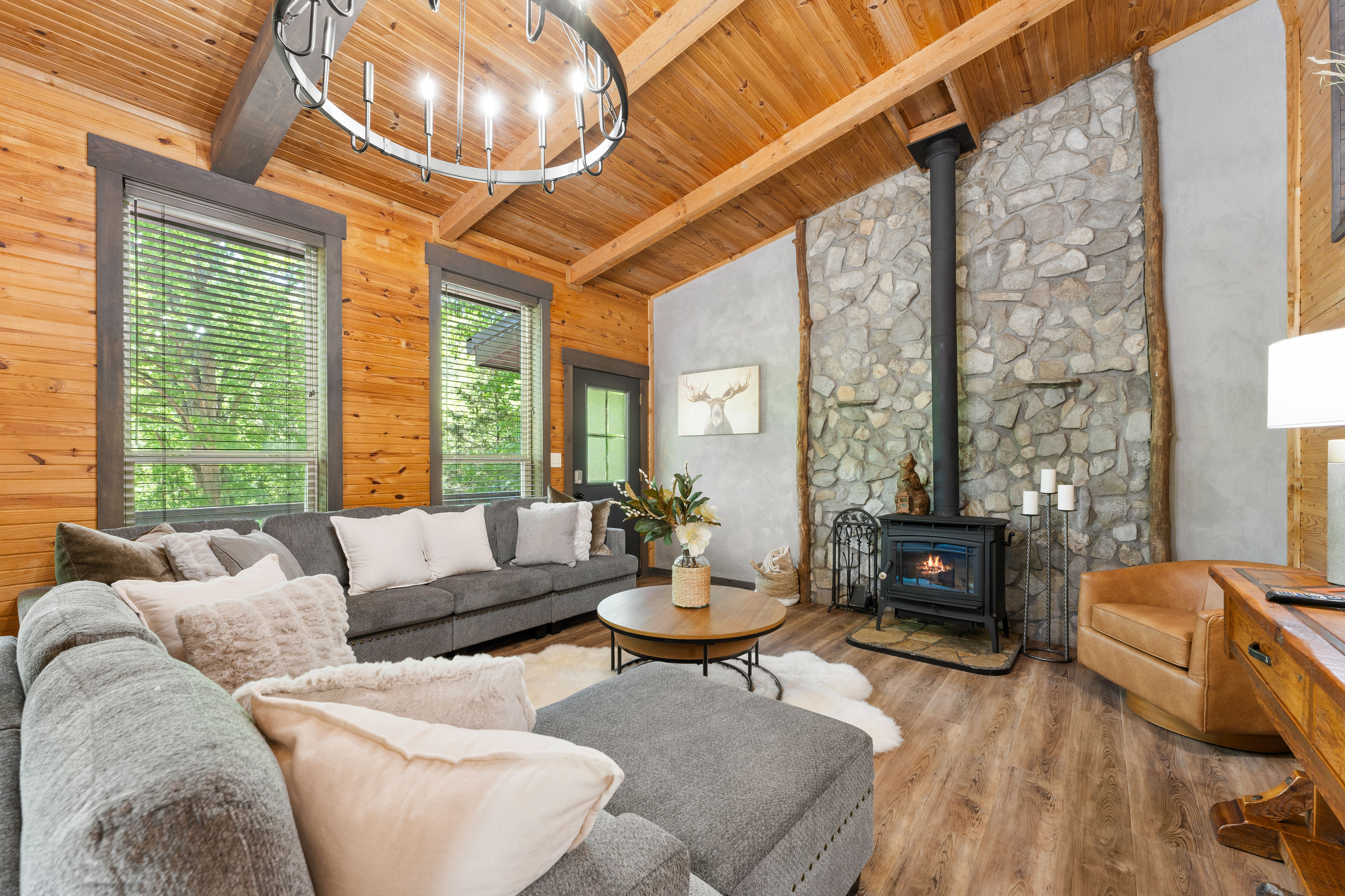 Stones Throw Lodge