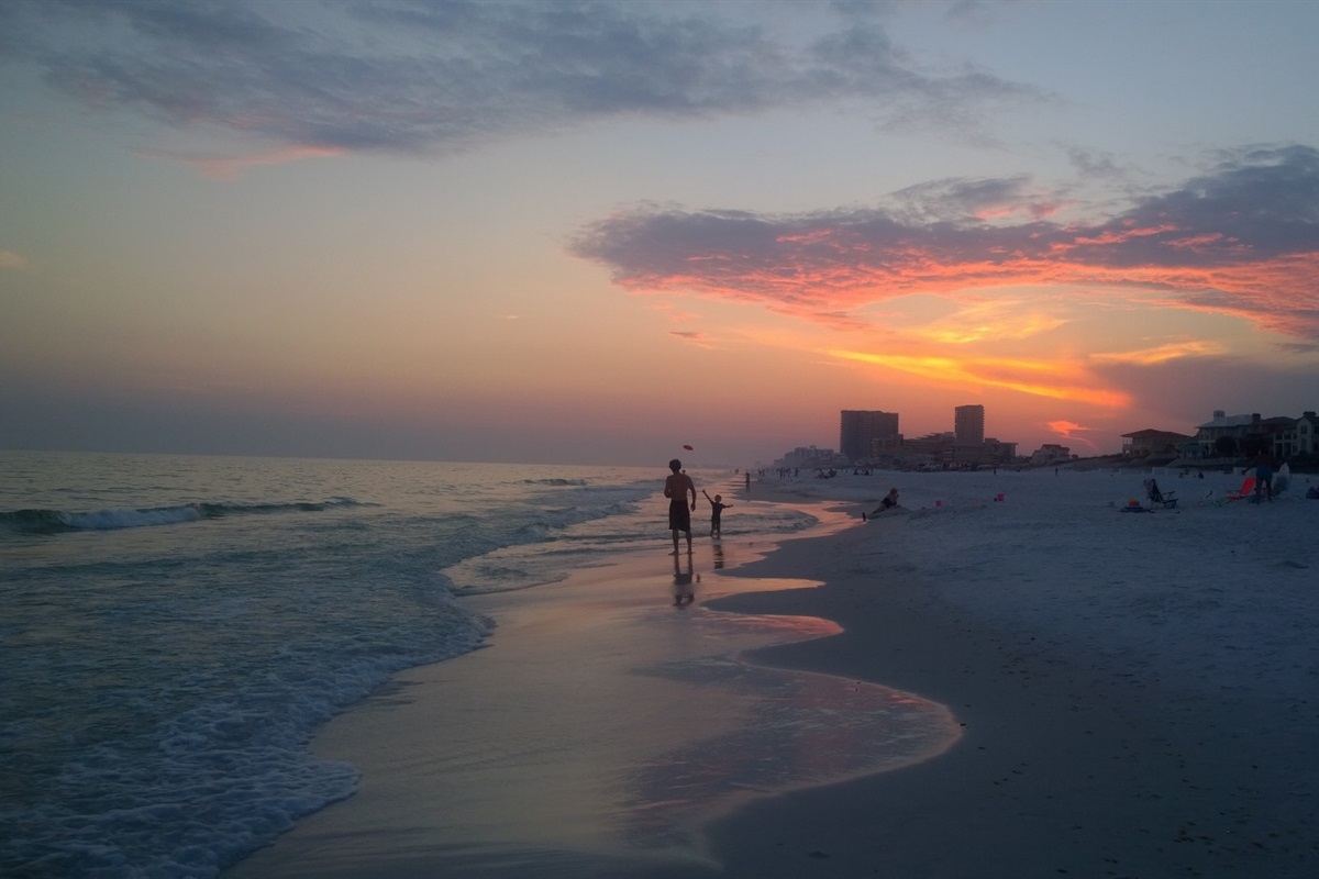 dont miss the sunsets in  the beach...