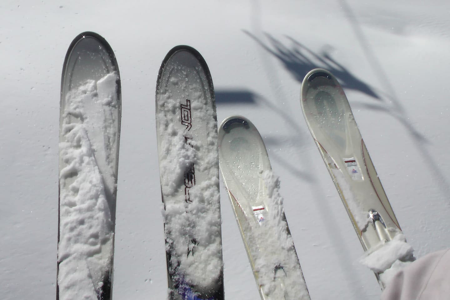 8 minutes from Diamond Peak; 18 minutes from Mt. Rose Ski Resort.