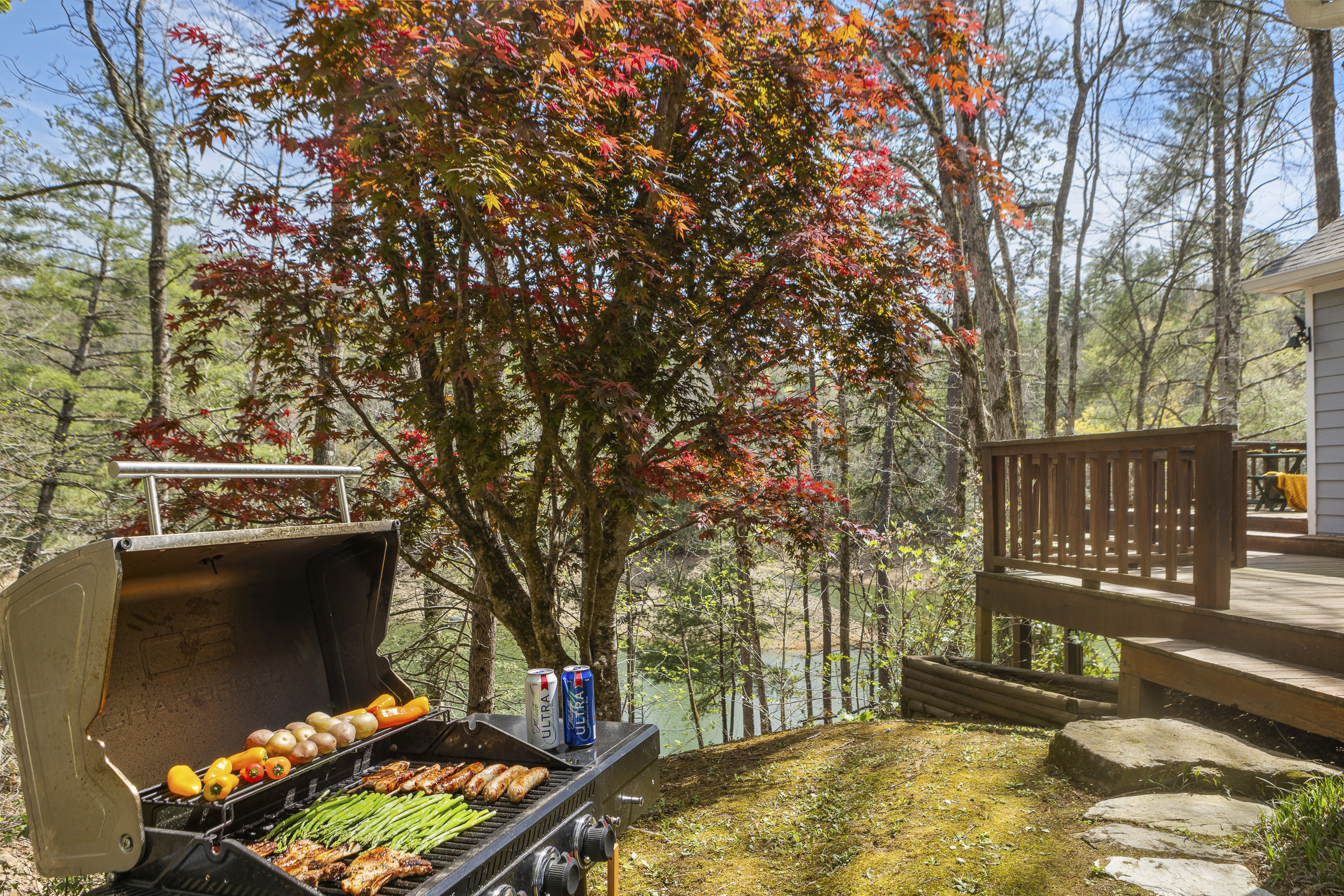 Outdoor Oasis: Sizzle up your favorites on the grill while soaking in serene forest views!