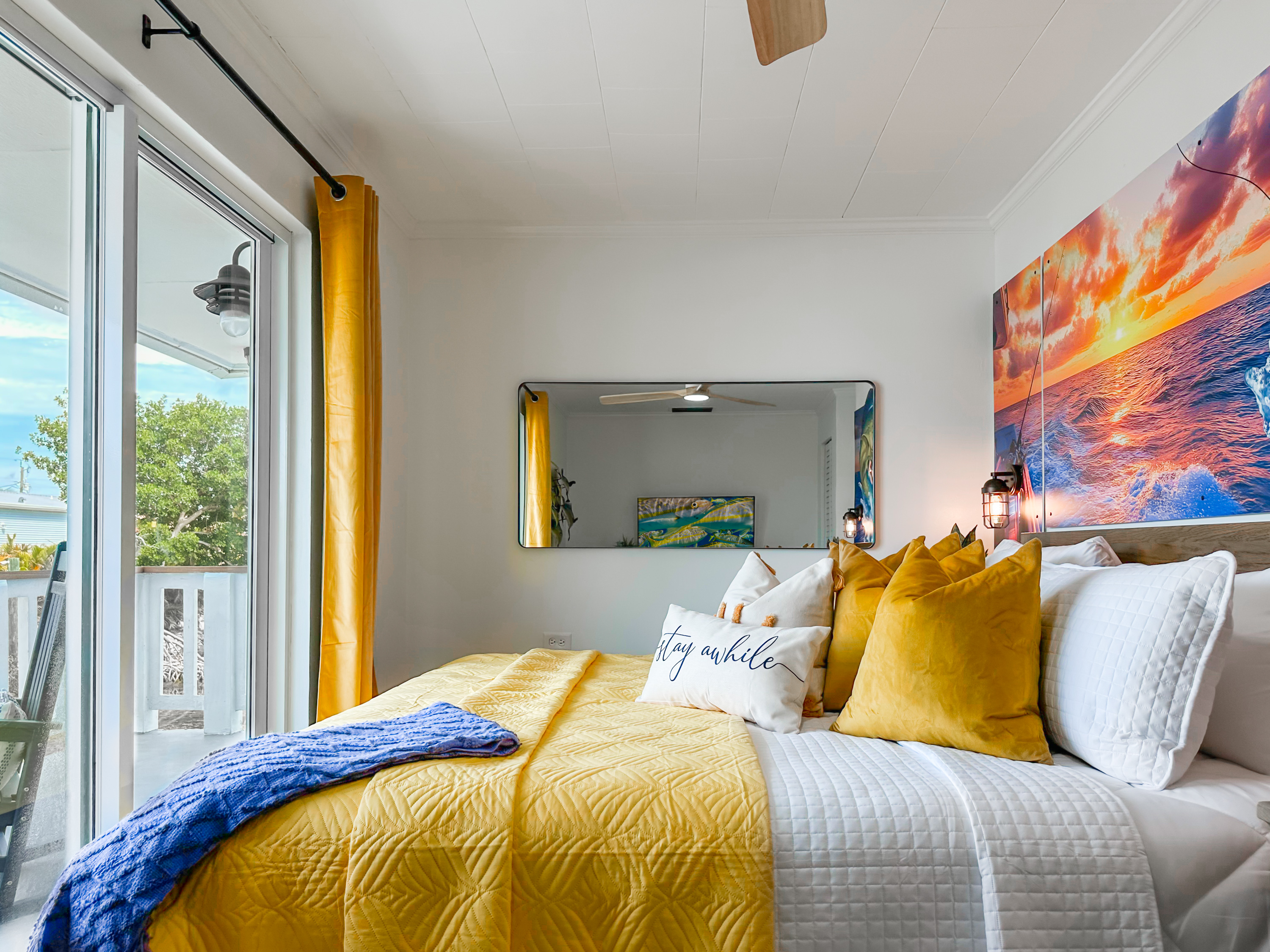 Enjoy a great night’s sleep on the comfy King bed.