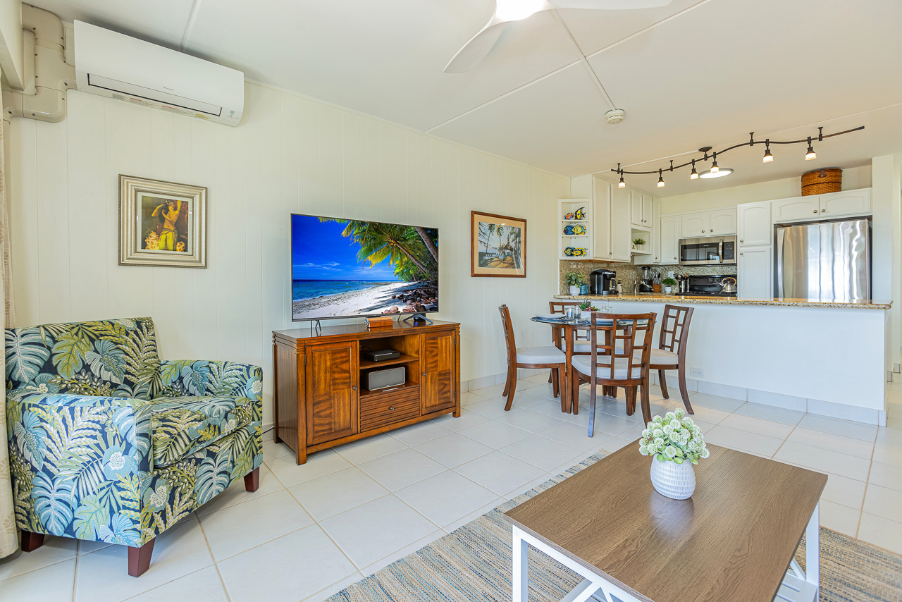 Tasteful Beachy Decor Throughout