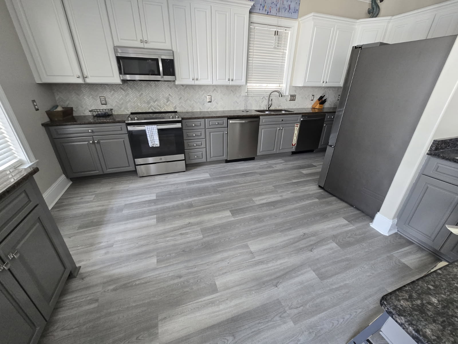 Large Kitchen, lots of working space. 2 dishwashers for easy cleanup. 