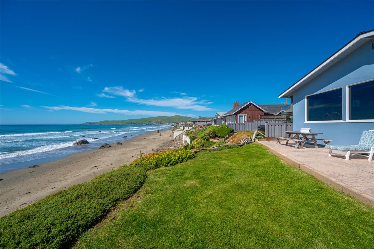 Ocean Views to the North