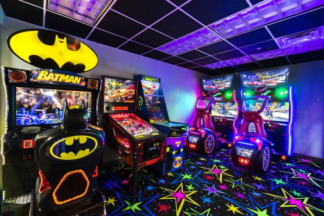 Tidewater Resort Game Room Arcade