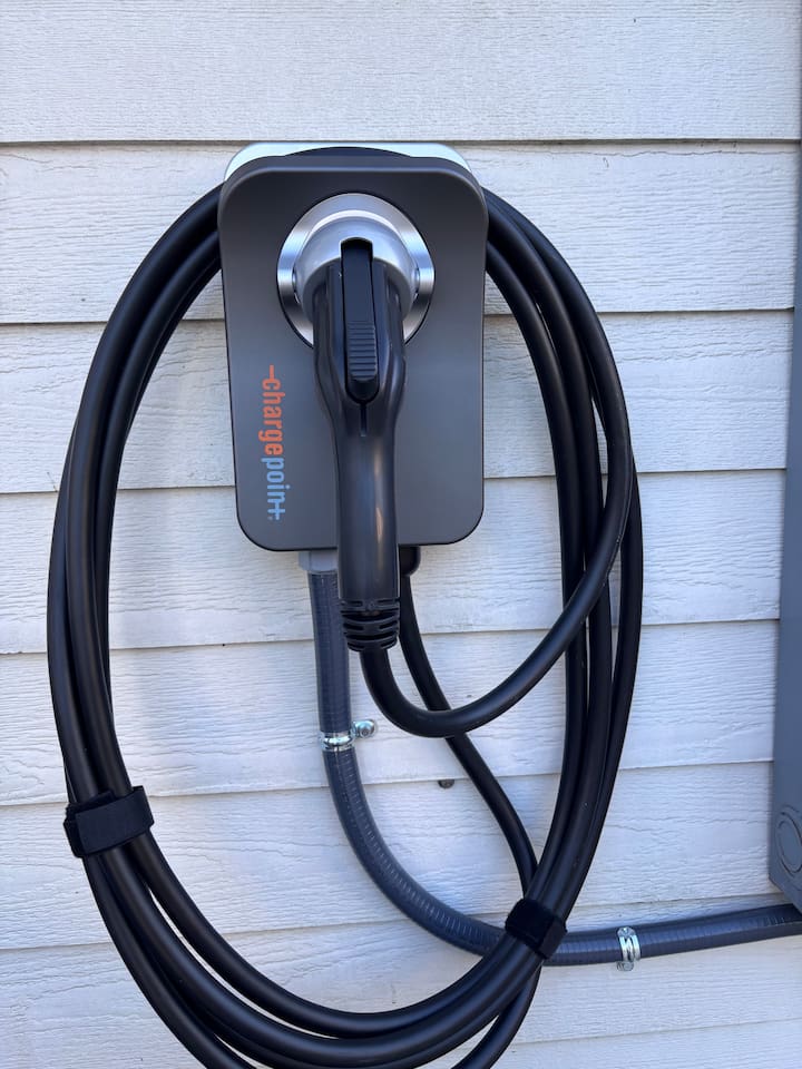 Level 2 ChargePoint Home Flex electric vehicle Charger. Standard Connector Type: J1772, works with most all EVs including Tesla. Please mention in your reservation if you plan to use the charger. 