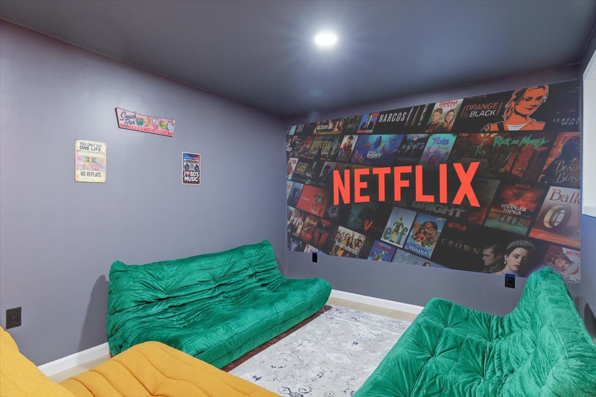 Projector for incredible movie nights